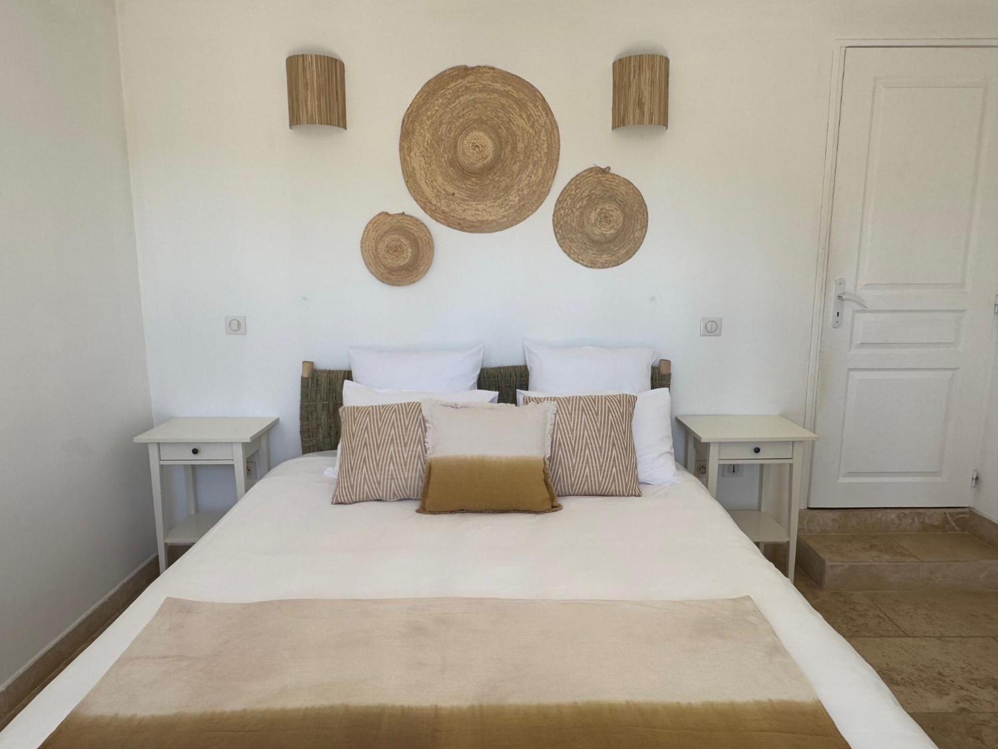 La Cle Des Champs, Boutique Hotel & Spa - Le Mas De Garrigon Русийон Экстерьер фото